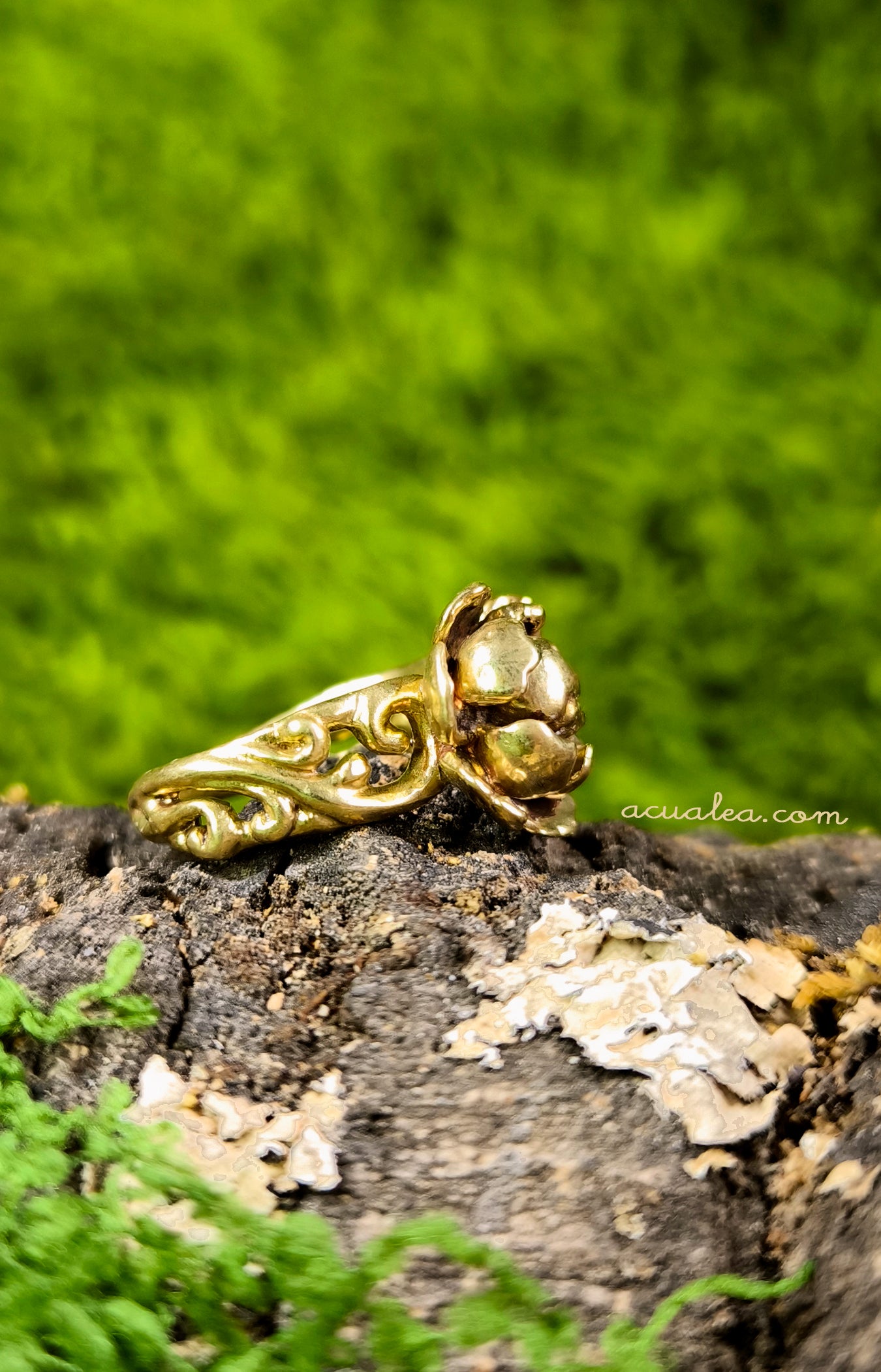 Titania Flower Ring, brass