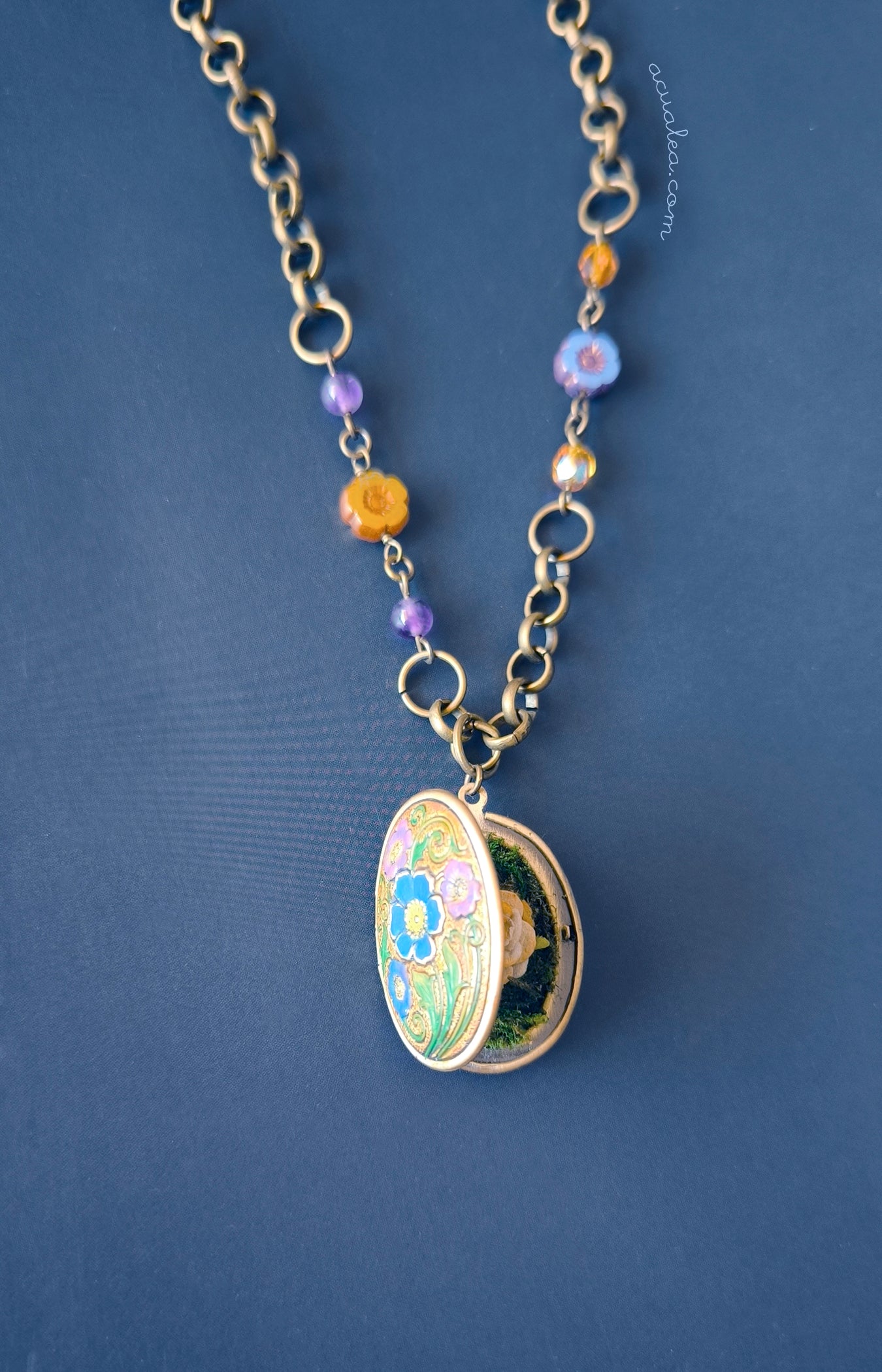 Collar con medallón del guardián de los sueños