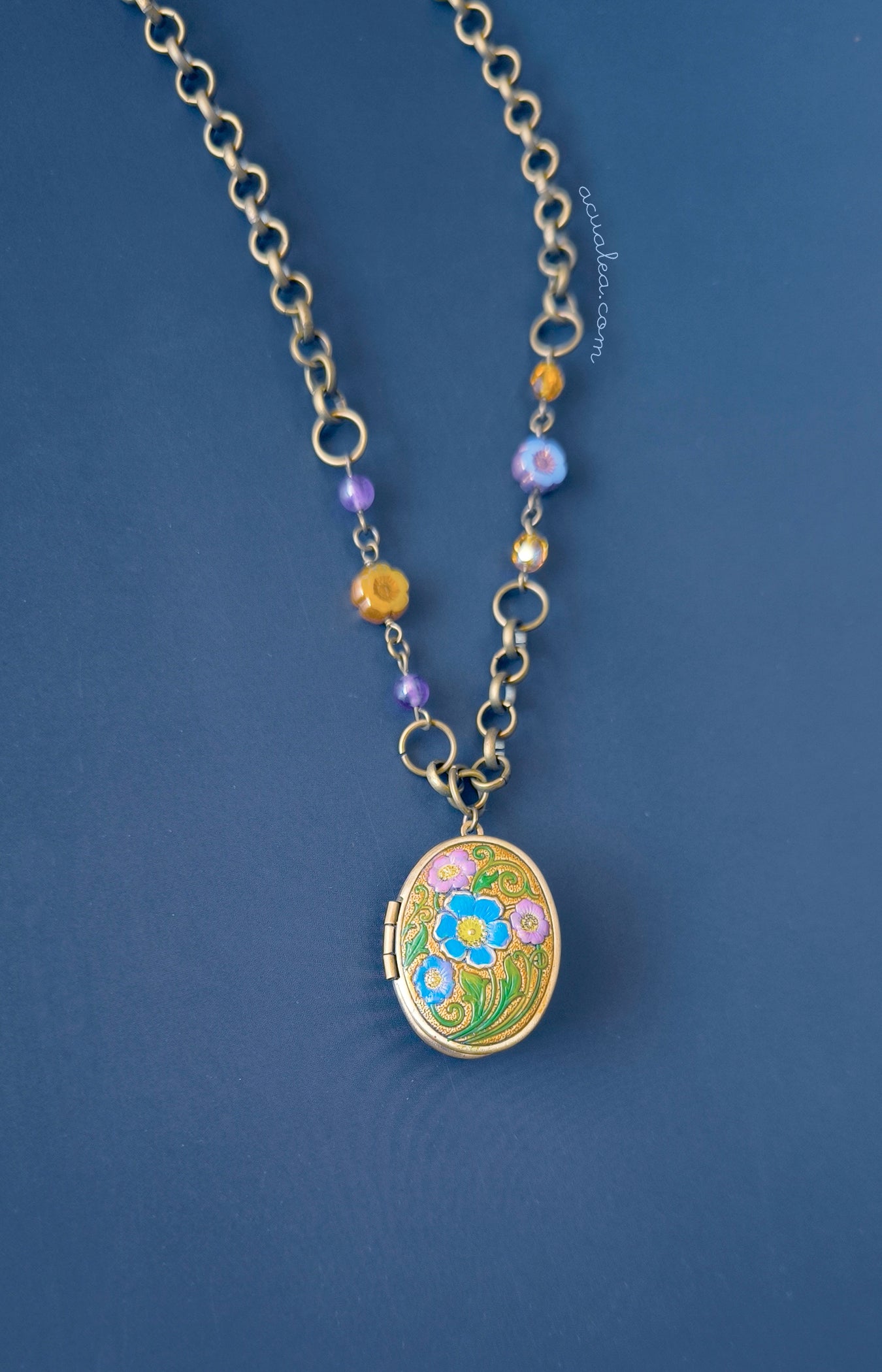 Collar con medallón del guardián de los sueños