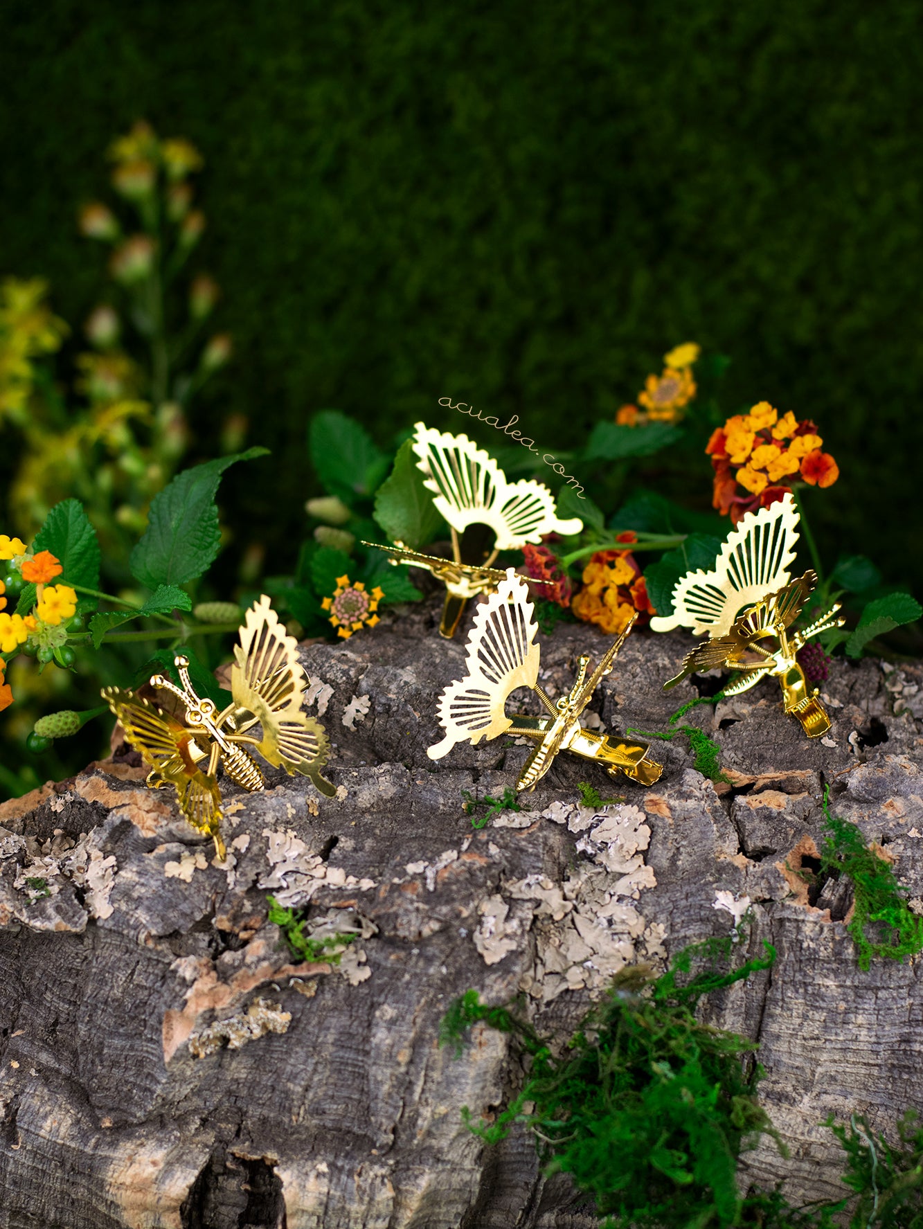 Golden Moving Butterflies hair clips Set x4