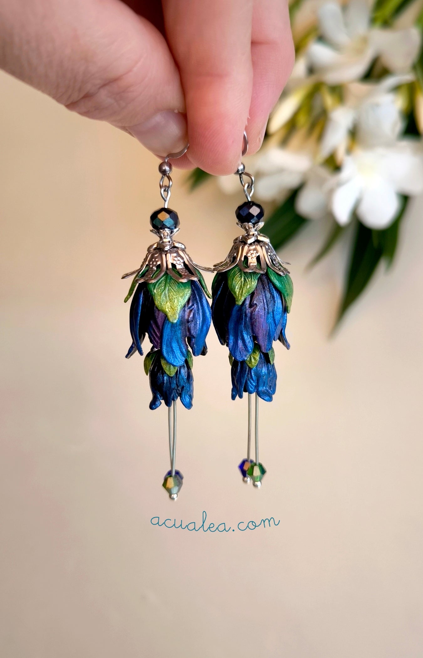 Pendientes de pétalos de hada Doble flor, Azul oscuro
